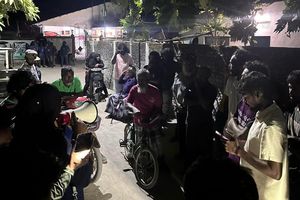 ކަރަންޓު ލިބި، ނުލިބި ހަދުވަސް: ވައިކަރަދޫ އަދިވެސް ދަތީގައި!