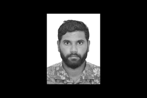 ކޮޅުވެއްޓި ބަންޑުން ޖެހުން: ފަރުވާ ދެމުންދިޔަ މީހަކު ނިޔާވެއްޖެ