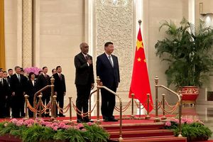 Muizzu meets Chinese President Xi Jinping