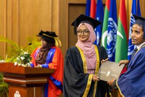 އެމްއެންޔޫ: 3600 އަށް ވުރެ ގިނަ ދަރިވަރުންނަށް ސަނަދު