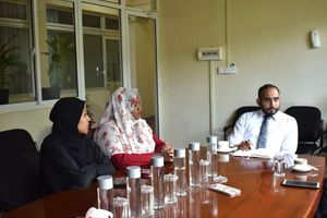 ޔޫތުގައި 71 ސިޔާސީ މުވައްޒަފުން، މުސާރައަށް މަހަކު ދެ މިލިއަން