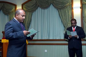ހުޅުޖަހަން ގޮވި އައްބާސްގެ ބަންދަށް ފަސް ދުވަސް ޖަހައިފި