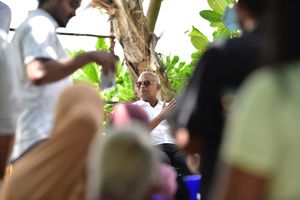 ރައީސް ވިދާޅުވީ އައްޑޫއަށް ގެނައީ "އުފުރާލެވޭ' ތަރައްގީ ކަމަށް