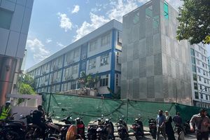 ވެލާނާގެ ޕާކިންޒޯން ބަންދުކުރީ ޕާކިން އިމާރާތް ނަގަން: ޕްލޭނިން