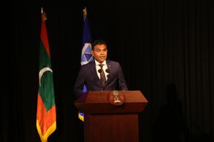"އިޖުތިމާއީ އަހުލާގު ކުރިއަރާނީ އިލްމީ މީހުންގެ އެއްބާރުލުމުން"