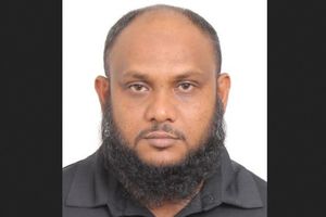 ފައިސާ ނަގައިގެން ފިލި އަންމަޓީއަށް 40 އަށްވުރެ ގިނަ ދައުވާކޮށްފި 