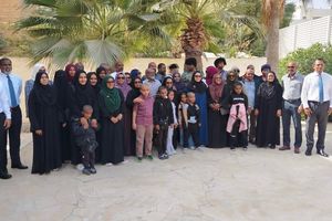 އެއް އާއިލާއެއްގެ 40 މެންބަރުން އެކުގައި އުމުރާގެ އަޅުކަމުގައި