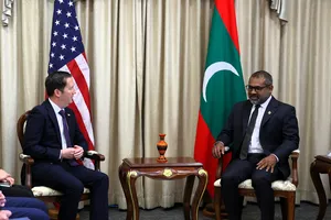 ޓްރަމްޕުގެ ހާއްސަ މަންދޫބު ގޯ އާއި ހާރިޖީ ވަޒީރު ބައްދަލުކޮށްފި