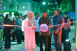 ހުލާސާކޮށް އިއްޔެ: ހިޔަލަ ވީކެންޑް މާކެޓް ފެށުން