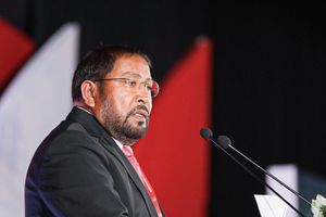 ކޯލިޝަނުގައި ވެރިކަން ހިންގުމުގައި ބައިވެރިނުކުރޭ: ގާސިމް