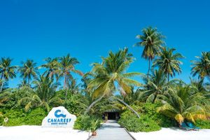 ކޮވިޑުގައި ބަންދުކުރި އައްޑޫ ކެނަރީފް ރިސޯޓު އަލުން ހުޅުވައިފި