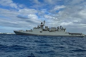 MCGS Huravee departs to India for repair work