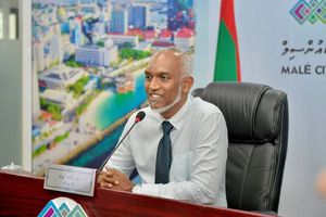 ކައުންސިލް މިނިސްޓްރީއާ އެކު ކަންކަން ކުރަން ފަހިވާނެ: މުއިއްޒު