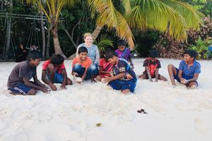 އދ. ގެ ކެތަރިން، ހުރިހާ ދިވެހިންގެ ހިދުމަތުގައި 