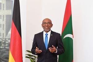 ޣަފޫރު ސަފީރުކަމަށް، ފޮރިން ސެކްރެޓަރީއަށް ލަތީފް އައްޔަނުކޮށްފި