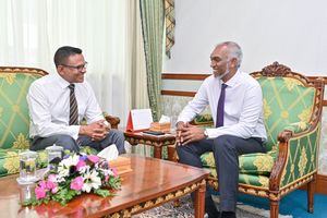 ނާޒިމް ވެސް ރައީސް މުއިއްޒާއި ބައްދަލުކުރައްވައިފި