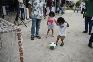 ޓްރީޓޮޕުން ބޭއްވި ކުޑަކުދިންގެ ހަވީރަށް ބޮޑު ތަރުހީބެއް