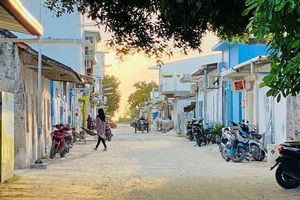ނައިފަރުގައި ދެ ގަޑިން ދެ ގަޑިން ކަރަންޓު ކެނޑޭތާ ހަތަރު ދުވަސް!