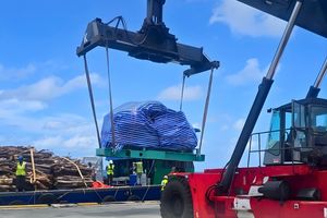 އައްޑޫއަށް 1.6 މެގަވޮޓުގެ ޖަނަރޭޓަރެއް ގެންގޮސްފި