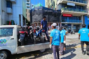 މާލޭގެ މަގުތަކަށް ދޫކޮށްލާފައި ހުރި ވެހިކަލްތައް ނަގަން ފަަށައިފި