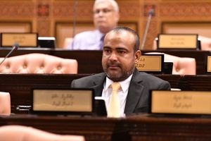ބޭކާރު ވާހަކަ ދައްކަން ވަގުތެއް ނެތް، ހުންނާނީ ހިދުމަތުގައި