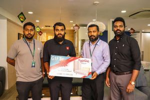 މުނި ހޯމްކެއާ އުޖާލާ ޕްރޮމޯޝަންގެ ނަސީބުވެރިން ހޮވައިފި 