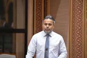 ހޯމައިގެ ކުރިން މަސްވެރިންނަށް 100 މިލިއަން ރުފިޔާ ލިބޭނެ ކަމަށް މިނިސްޓަރު ޝިޔާމް ވިދާޅުވެއްޖެ