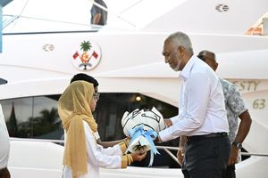 ހއ. އަތޮޅަށް ކުރައްވާ ދަތުރެއްގައި ރައީސް ފުރާވަޑައިގެންފި
