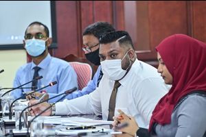 ޓްރާސްޕޯޓްގެ ޑެޕިއުޓީއަށް ކުރާ ކޮރަޕްޝަންގެ ތުހުމަތު ދޮގުކޮށްފި