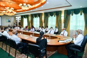ފޮރިން ސާވިސް ވަކި ހިދުމަތަކަށް ހަދަނީ