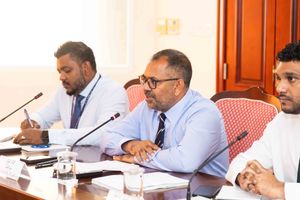 ހުލާސާކޮށް އިއްޔެ: ޒަމީރު ގަބޫލުކުރާ ބަޖެޓު ފޮތް!
