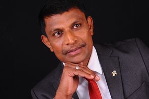 ބޮޑު ލޯނެއްގެ މައްސަލައިގައި ރިޔާޒުގެ މުދާތައް ނެގުމަށް ކޯޓަށް