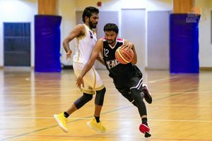 ކިންގްސް އާއި ޓީރެކްސް މޮޅުވުމުގެ ސިލްސިލާ ދަމަހައްޓައިފި