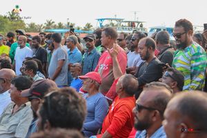 މަސްވެރިންގެ ޑިމާންޑަކީ ރިޒާވުން ފައިސާ ނަގައި ދޫކުރުން