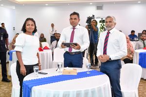 ސަރުކާރުގެ ބައެއް އިދާރާތަކުން ޖެމްސް ވޯކްސްޕޭސް ބޭނުންކުރަނީ