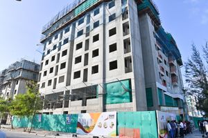 15،000 އަށް ވުރެ ގިނަ މީހުން ފްލެޓަށް ޝަރުތުހަމަވޭ