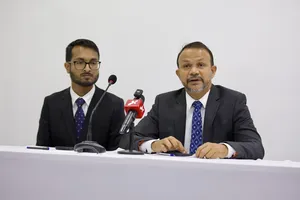 ރެފަރެންޑަމް ހުއްޓުވައިދިނުމަށް ސުޕްރީމް ކޯޓަށް