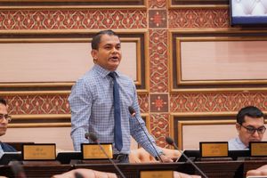 މައުމޫނުގެ ވެރިކަމުގައި ކޮރަޕްޝަނެއް ނުހިނގާ: މެންބަރު ޝާހިދު