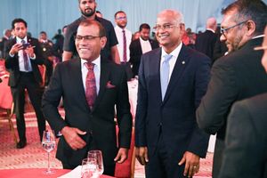 ބޮޑު ވާދައަށް ފަހު ދެ ރައީސުން އެއްތަނަކުން