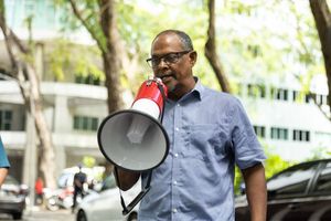 Veteran journalist Hiriga resigns as president of Editors Guild