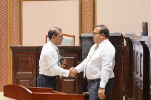 "ރިޔާސަތުގައި ގަދަ ބާރުން އިންނެވި ބޭފުޅާ ސިއްރެއް ނުވޭ"