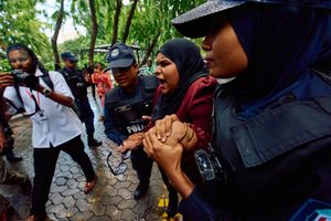MDP condemns arrest of protesting journalists