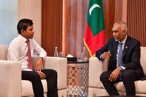 ރައީސްއާއި ނައިބު ރައީސް ހާޒިރުކުރެވޭ ގޮތް ހަދަން ހުށަހަޅައިފި