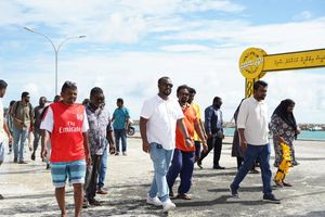 އިސްދޫ ދާއިރާއަށް ވާދަކުރާ ފަޔާޒުގެ ތާއީދު އެމްޑީޕީ ކެންޑިޑޭޓަށް