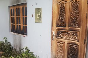 މެމްބަރު އަސްލަމްގެ އަނބިކަނބަލުންގެ ގޭގައި ރޯކޮށްލަން އުޅެފި