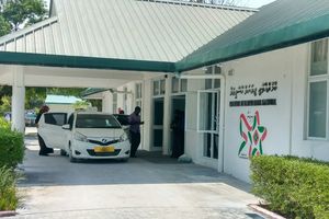ކުޅުދުއްފުށީގައި ކާރަކަށް އަރުވައި، ޒުވާނަކަށް އަނިޔާކޮށްފި