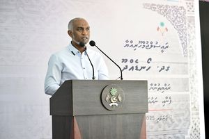 ދަރާފައި ހުރި ދިވެހި ކުންފުނިތަކަށް 500 މިލިއަން ރުފިޔާ ދޫކުރަނީ