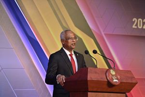 Solih appeals to smokers to abandon the habit; redirect funds towards families