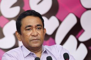 "މުއިއްޒު ފުރަތަމަ ކުރައްވަންޖެހޭނެ ކަމަކީ އިޓްލޮސްއަށް ދިޔުން"