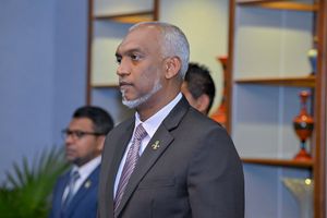 "ދައުލަތުގެ އިދާރާތަކަށް ފާރަވެރިވުމުގެ ނިޒާމު ދަނީ ހަލާކުވަމުން"